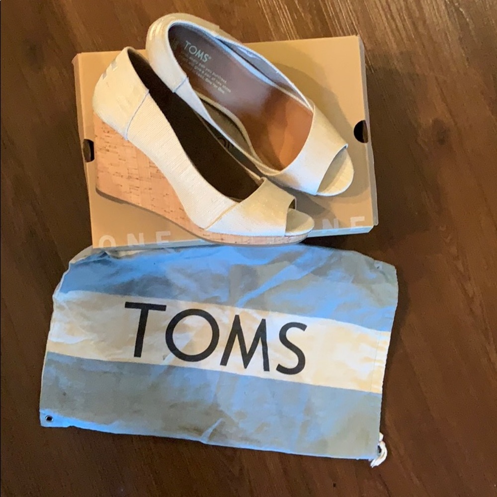 TOMS Stella Wedges